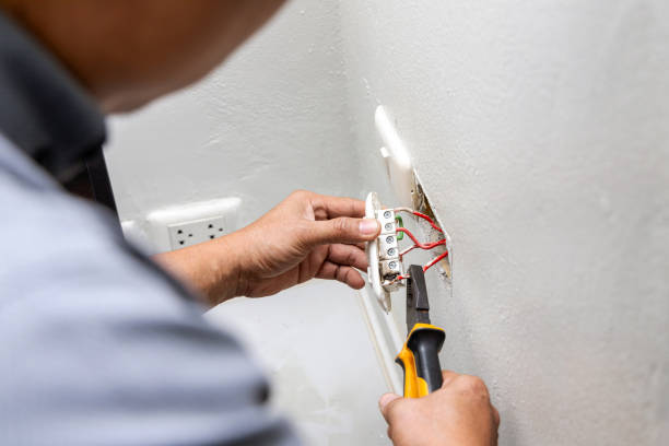 Professional Electrician in Bellevue, WA